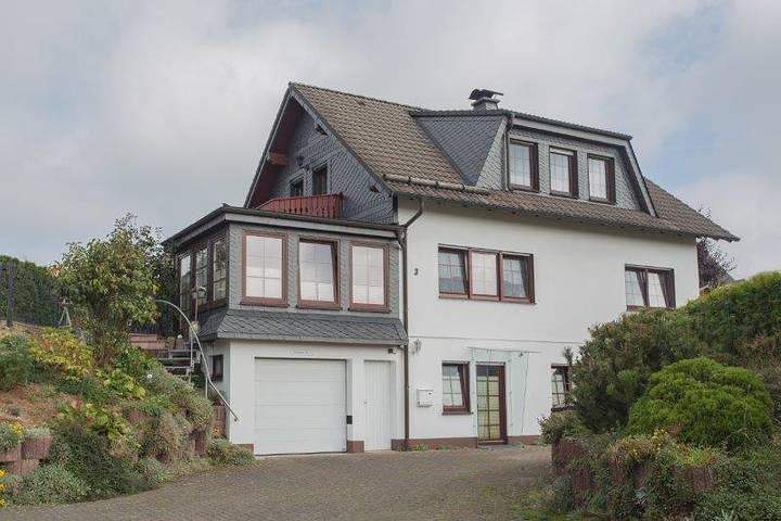 Ferienhaus für 4 Personen, mit Balkon/Terrasse und Balkon im Sauerland