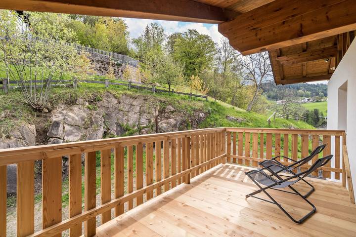 Ferienwohnung für 5 Personen, mit Balkon und Garten in Hafling - 2