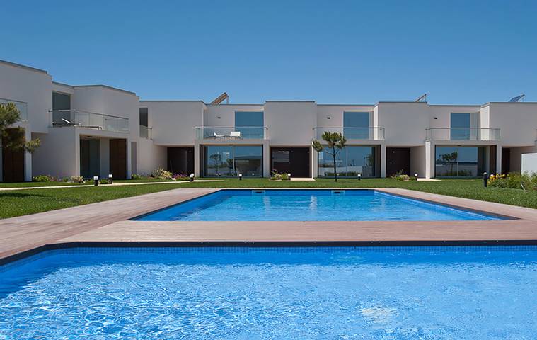 Ferienhaus für 8 Personen, mit Garten und Kinderpool sowie Terrasse in Sagres