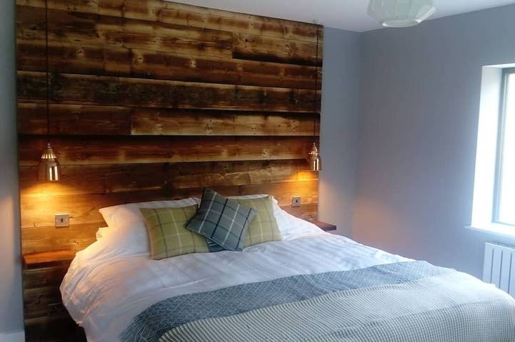 Appartement entier, Board Room @ Green Rooms, un appartement d'une chambre contemporain et spacieux in Croyde, Devon