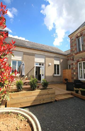 Gîte pour 4 personnes, avec terrasse dans Lys-Haut-Layon