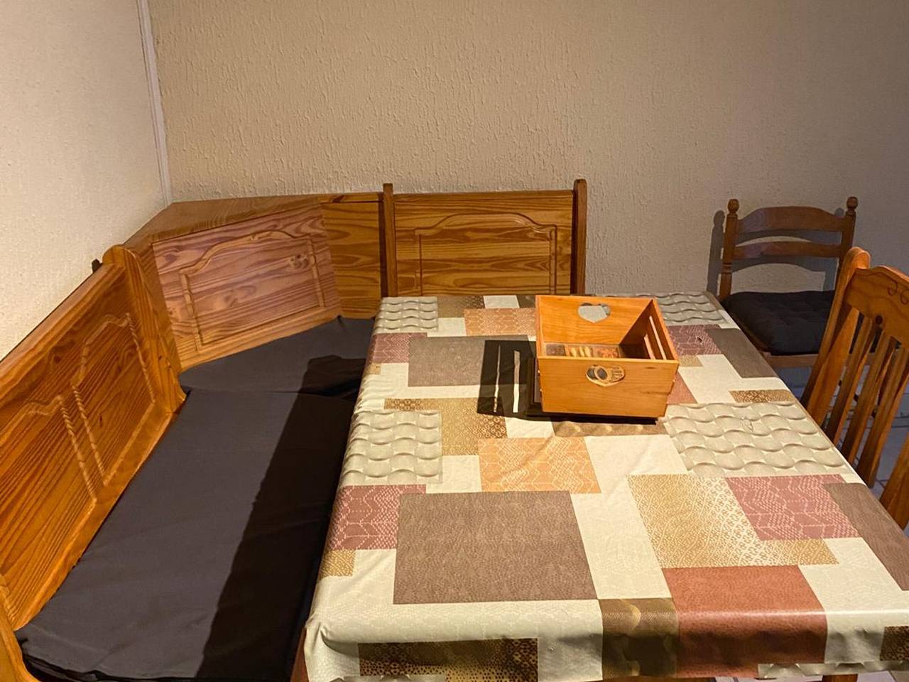 Appartement entier, Appartement calme avec vue proche station in Lac Pavin, Besse-et-Saint-Anastaise