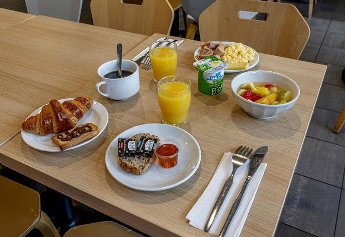 Hôtel pour 2 personnes, avec vue à Bègles - 4