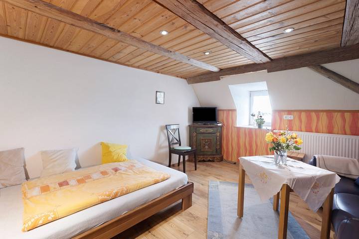 Ganze Wohnung, Ferienwohnung 2 mit Gemeinschaftsgarten und Wlan, ohne Haustiere in Hüfingen, Südschwarzwald