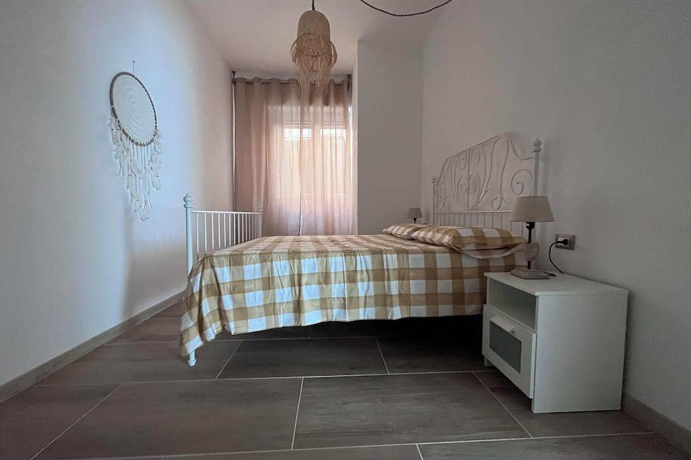 Appartamento intero, Bellissima e rilassante vista lago in Castro, Lago d'Iseo