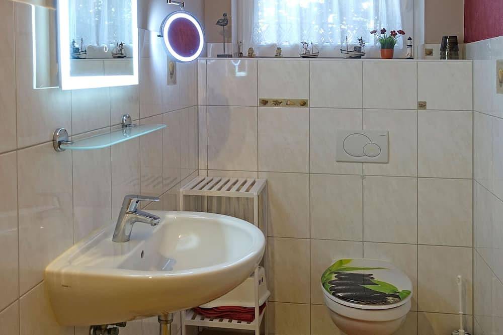 App. Mach mal Pause - Kleiner, charmanter Bungalow im Herzen von Kirchdorf in Kirchdorf (Poel), Nordwestmecklenburg (Wismar und Umgebung)