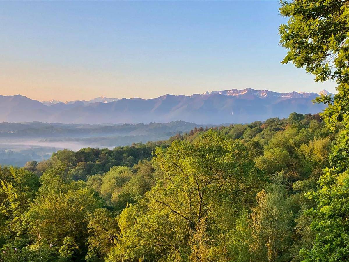 La cabane des coteaux in Gan, Béarn