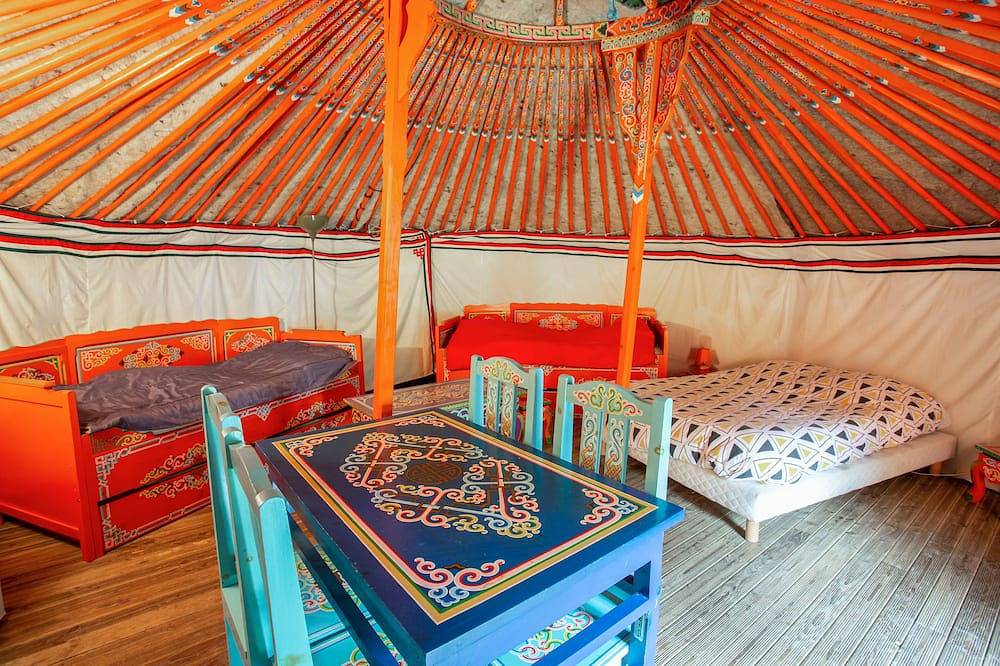 Jurten Dorf 10 min Dinan in Taden, Dinan und Umgebung