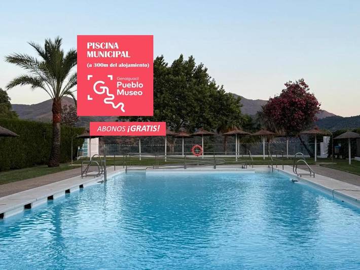 Apartamento para 5 personas, con balcón además de piscina y vistas en Genalguacil