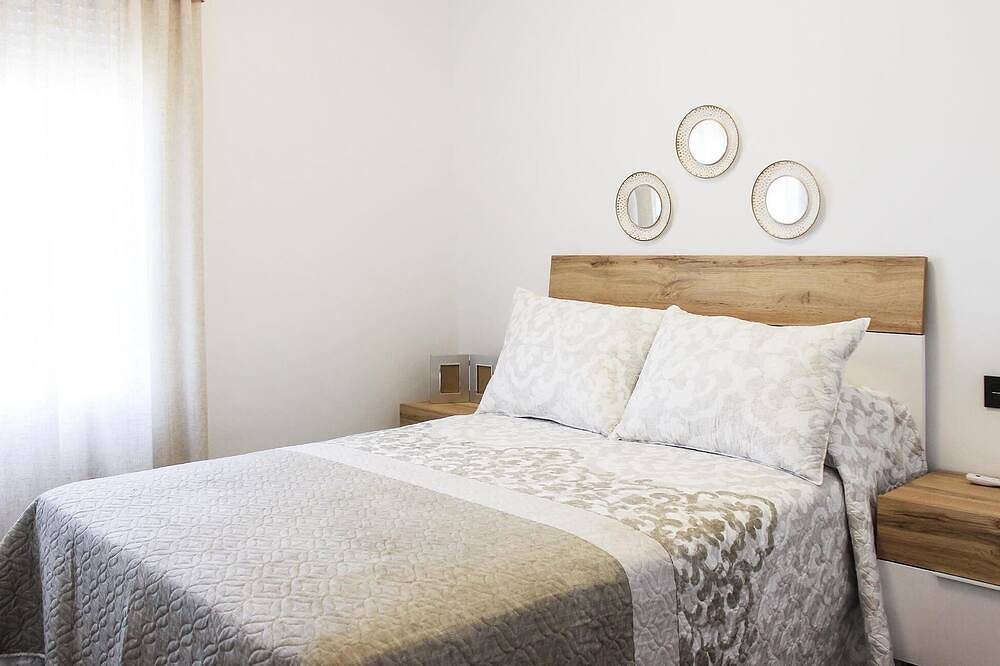 Entire apartment, Gorgeous apartment in Elche with house sea view in Los Arenales del Sol, Elche