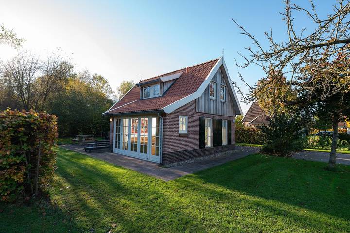 Ferienhaus für 6 Personen, mit Garten und Sauna