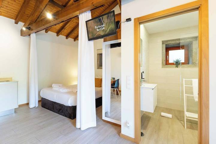 Location de vacances pour 20 personnes, avec balcon et jardin dans Vilar de Mouros - 3