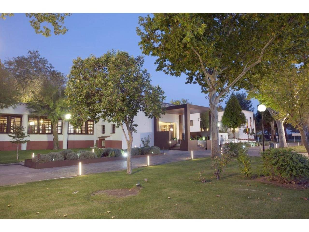 Hotel para 10 personas con jardín in Albacete, Provincia de Albacete