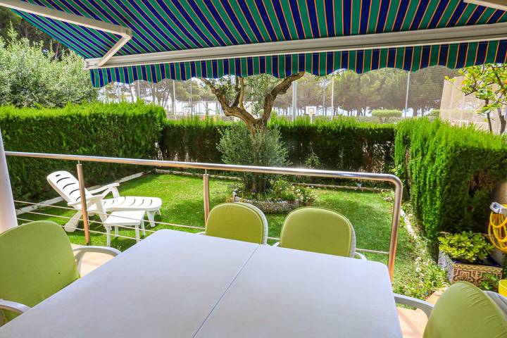 Appartement de vacances pour 5 personnes, avec Terrasse et Jardin à Cambrils