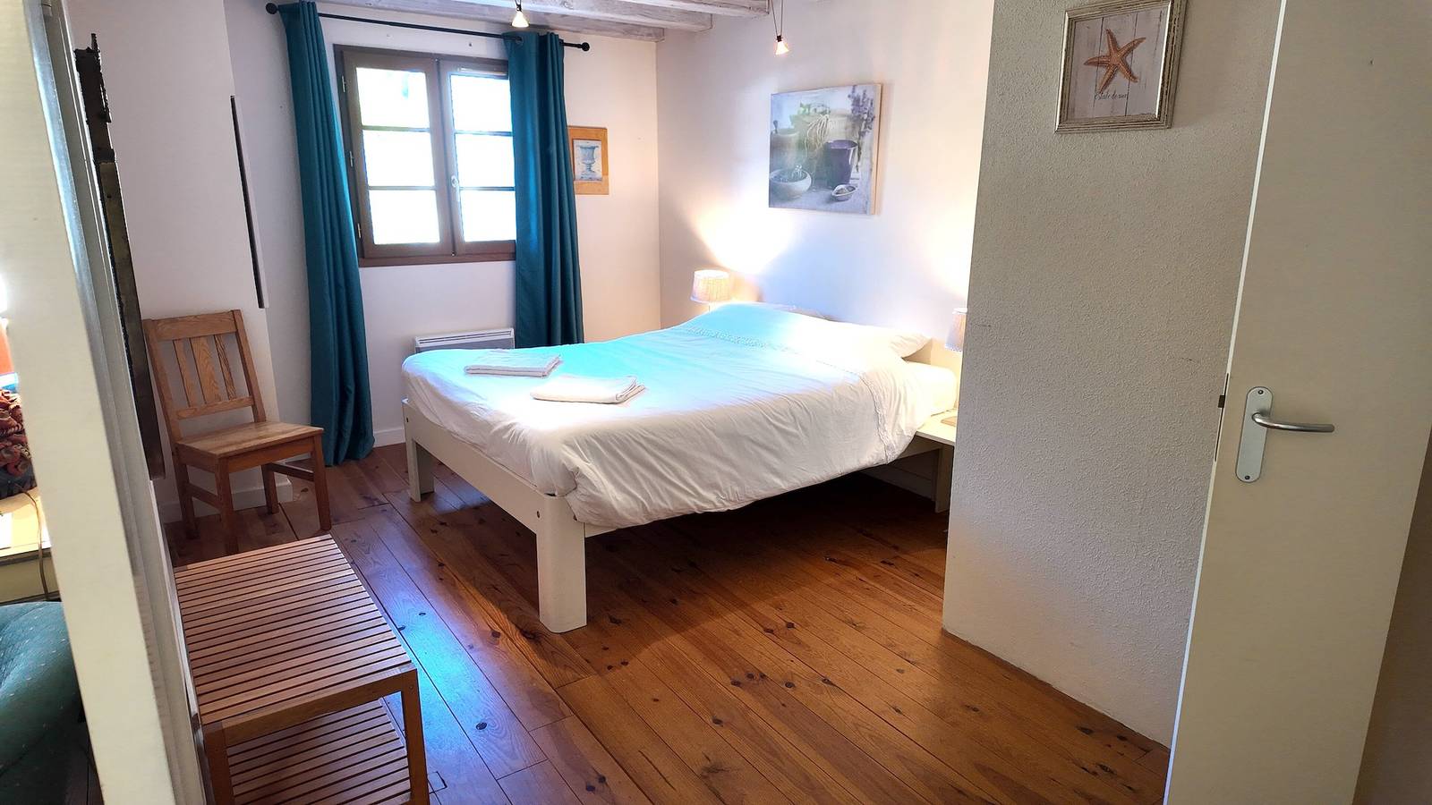 Vakantiehuis 'Domaine De Bellac - La Belle Cour' met gedeeld zwembad, tuin en wifi in Roussines, Regionaal Natuurpark van de Perigord-Limousin