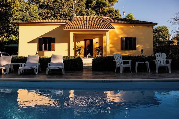 Ferienhaus für 6 Personen, mit Whirlpool und Garten