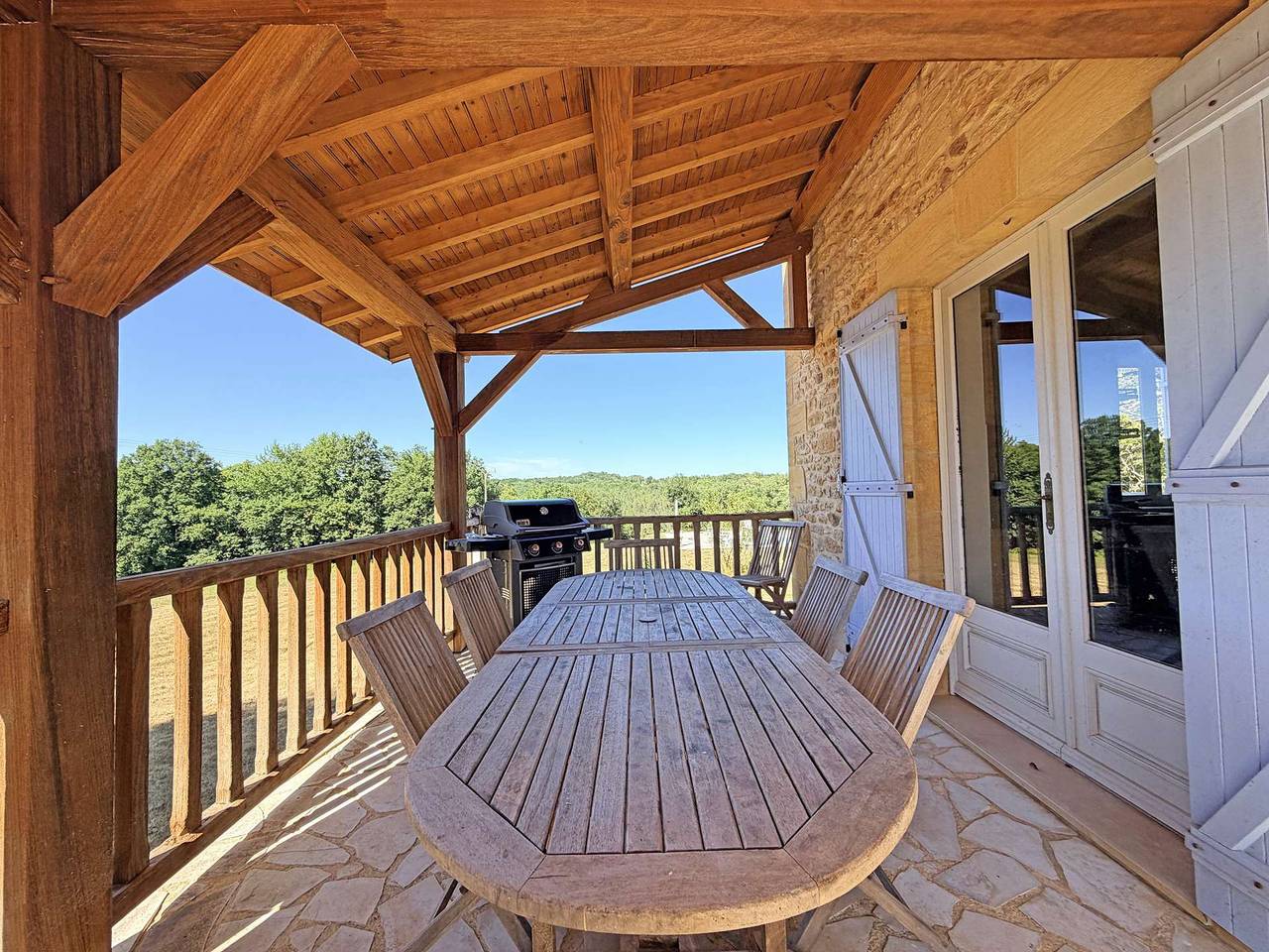 Le Carpenet, piscine et terrain de tennis privés in Le Bugue, Périgord