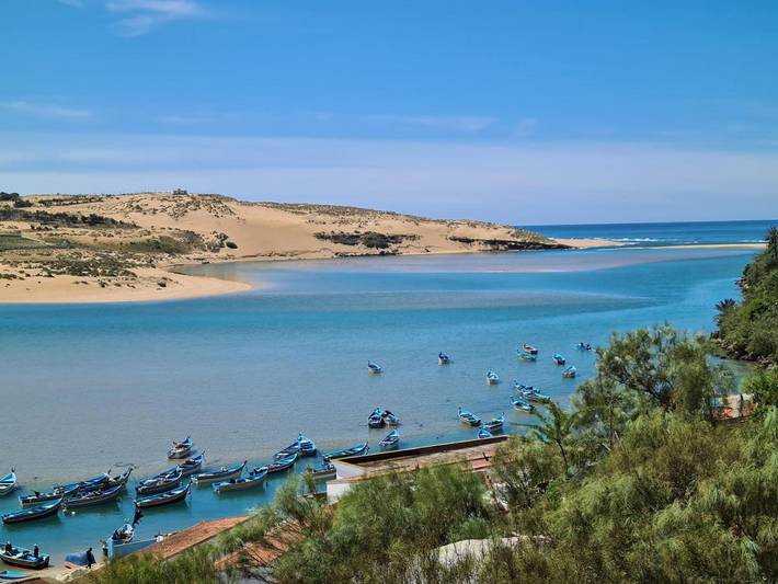 Gîte pour 6 personnes, avec vue ainsi que terrasse et jardin, animaux acceptés à Moulay Bousselham - 4