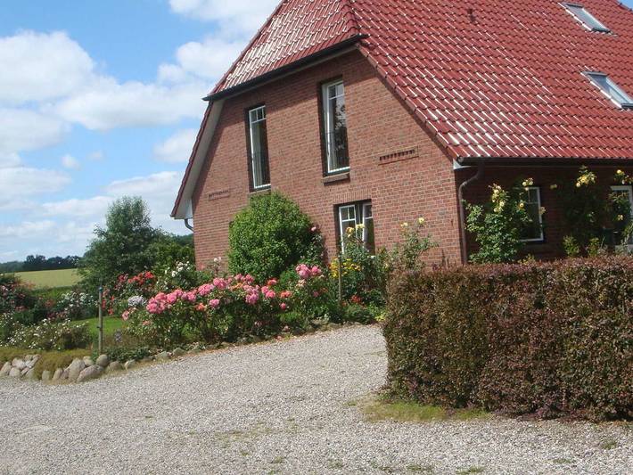 Ferienwohnung für 4 Personen, mit Terrasse und Ausblick sowie Garten, kinderfreundlich in Rabenkirchen-Faulück - 2