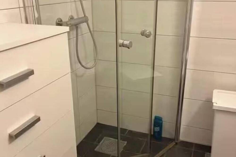 Ganze Wohnung, Charmantes Apartment mit 2 Schlafzimmern in Fjerdingby, Norwegen in Rælingen