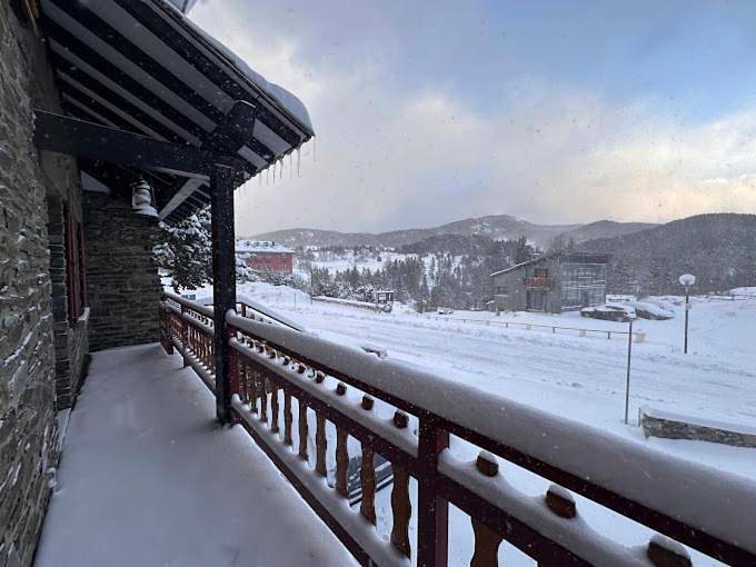 Gîte pour 18 personnes, avec sauna ainsi que vue et jardin à La Llagonne - 2
