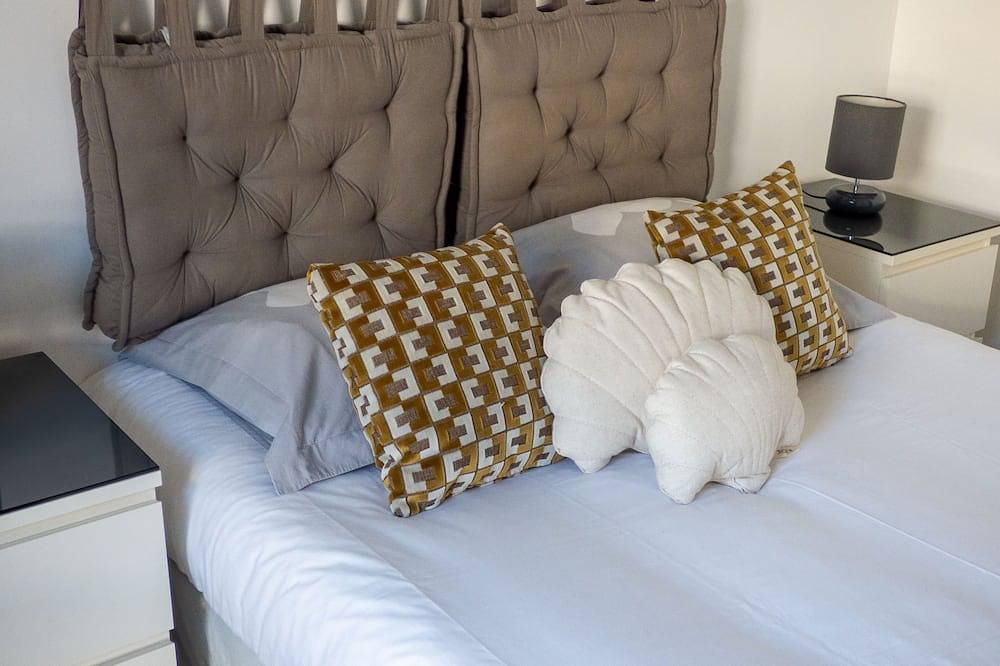 Ganze Wohnung, Luxury 4* apartment with closed garage and pond view 50m from the Sillon beach in Saint-Malo, Saint-Malo und Umgebung