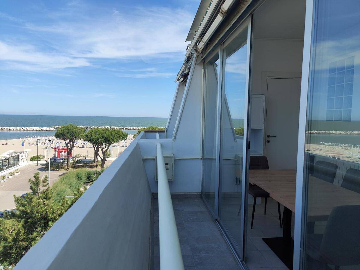 Ganze Wohnung, Two-Bedroom Apartment with Sea View in Comacchio, Ferrara Provinz