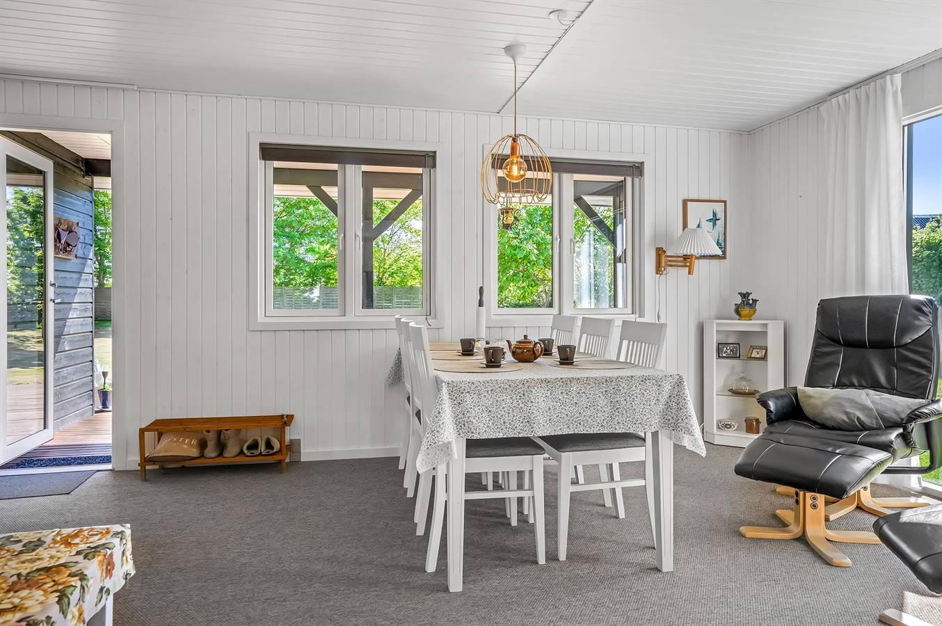 Beautiful home in Hals w/ Wifi and 3 Bedrooms in Hou, Aalborg Region