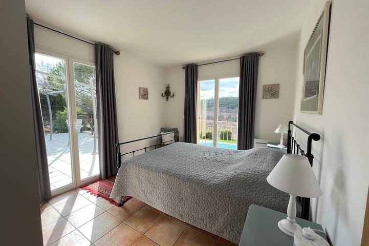 Location de vacances pour 6 personnes, avec jardin et terrasse à Artignosc-sur-Verdon - 4