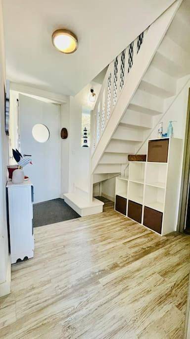 Location de vacances pour 6 personnes, avec jardin ainsi que terrasse et vue à Roscanvel - 3