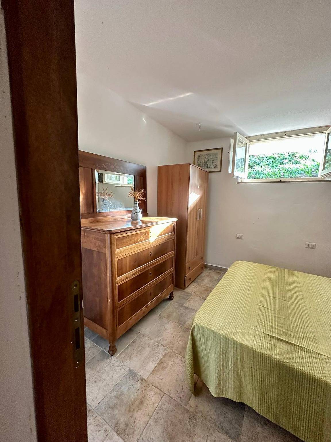 Entire apartment, Holiday apartment for 1 person with garden in Siniscola, Nuoro Province