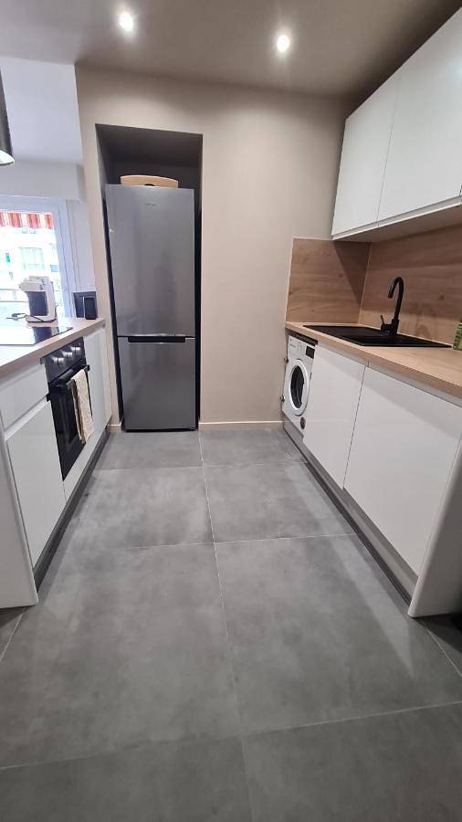 Gîte pour 4 personnes, avec terrasse et vue, animaux acceptés dans Plage Magnan - 4