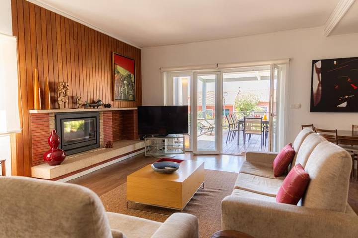 Appartement de vacances pour 6 personnes, avec terrasse et piscine