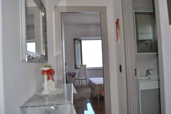 Ganze Wohnung, Ferienhaus / Villa - Malcesinekomfortgebäude in Cassone di Malcesine, Malcesine
