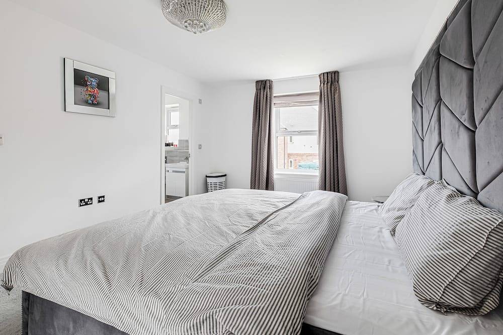 Premium Living Space in Rugby in Churchover, Warwickshire