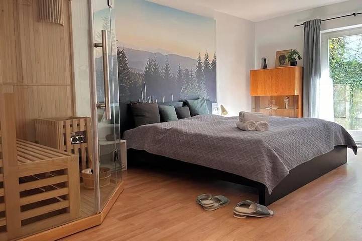 Ganze Wohnung, Gemütlich! Schwarzwald-Suite mit privater Sauna & Barfußterrasse am Feldrand 🩵 in Altensteig, Nordschwarzwald