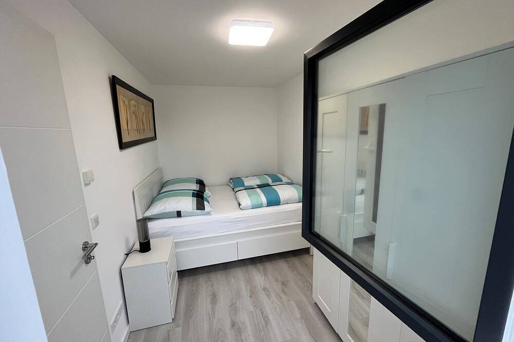 Ganze Wohnung, Wunderschöne Ferienwohnung in Bürstadt in Bürstadt, Bergstraße