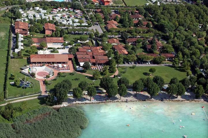 Ferienhaus für 4 Personen, mit Garten und Pool