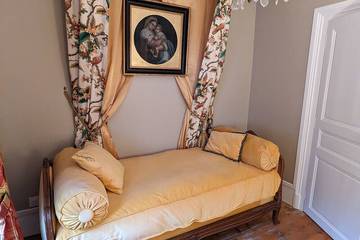 Gîte pour 9 personnes, avec terrasse et jardin à Gambais