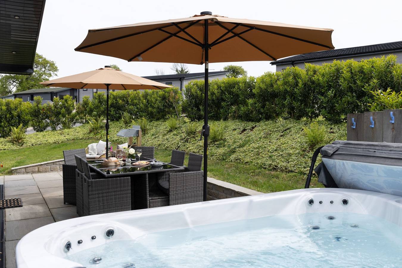 Iris Lodge, 18 Roadford Lake Lodges in Broadwoodwidger, Devon