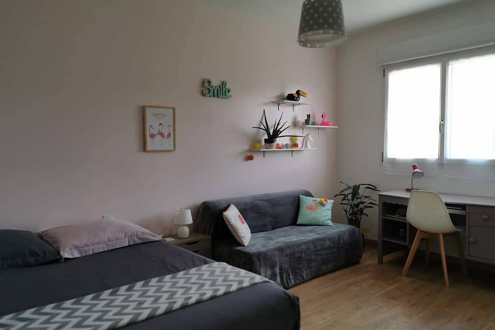 Bright house with garden in La Rochelle in La Rochelle, La Rochelle region