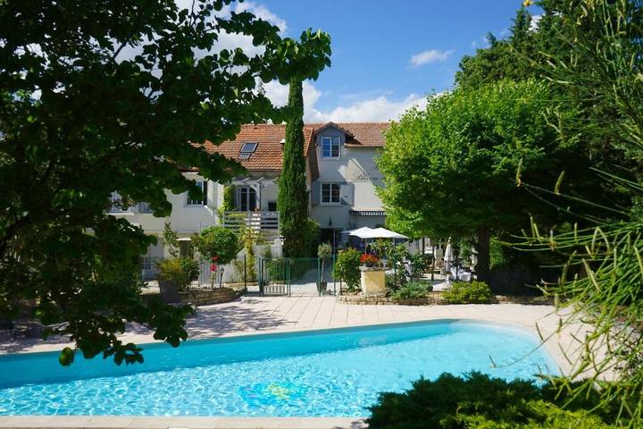 Hôtel pour 20 personnes, avec Terrasse et Jardin à Monteux