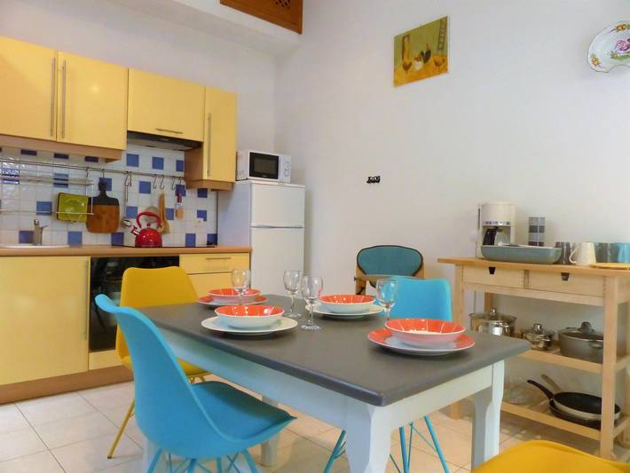 Gîte pour 6 personnes, avec jacuzzi ainsi que sauna et jardin à Laure-Minervois - 4