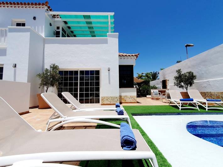 Location de vacances pour 6 personnes, avec jardin ainsi que vue sur l’océan et piscine dans La Caleta - 3