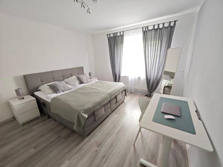 Ferienwohnung für 4 Personen, mit Garten und Balkon, mit Haustier in Hof