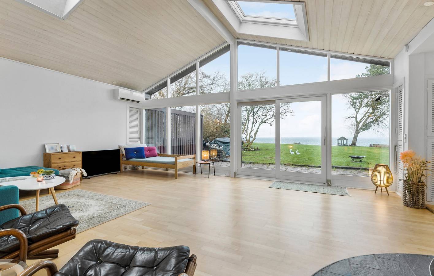 Holiday home for 10 people with terrace in Holbæk, Tuse Næs