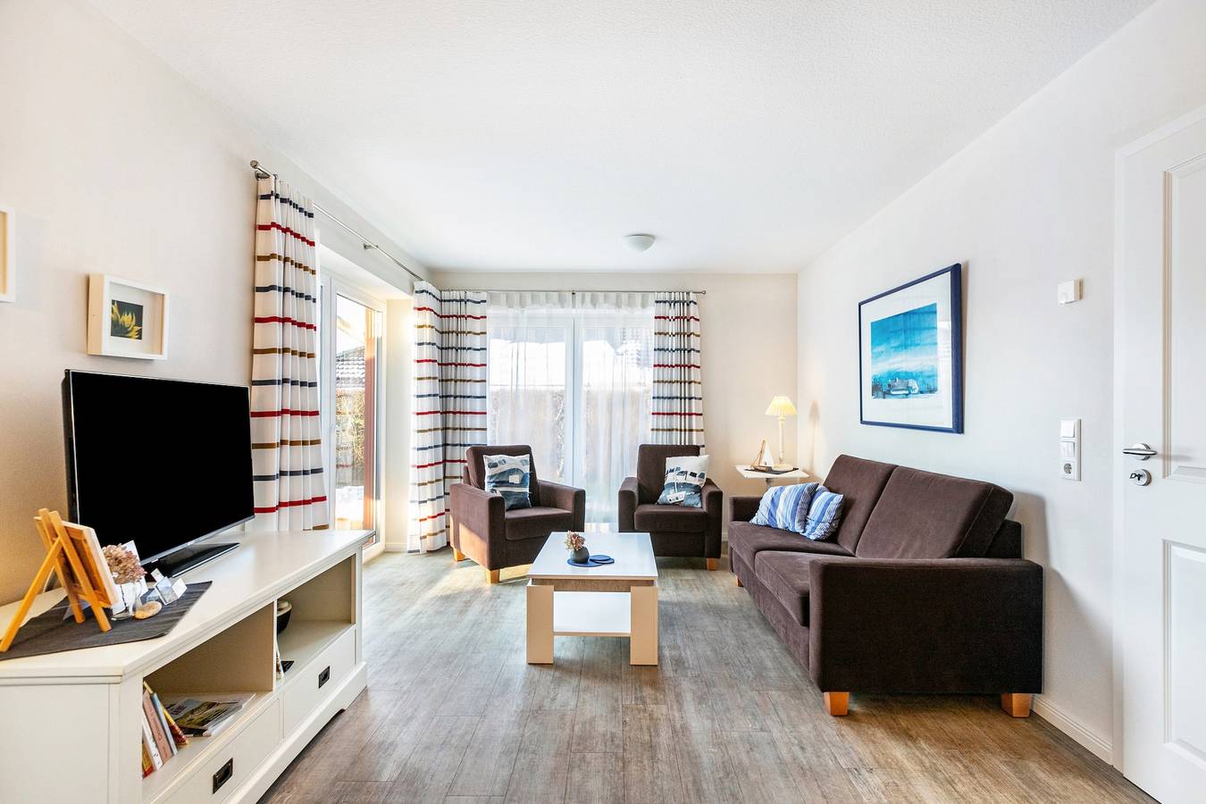 Ganze Wohnung, Ferienwohnung 'Stine' mit Gemeinschaftsterrasse, Garten und Wi-Fi in Breklum, Nordfriesland