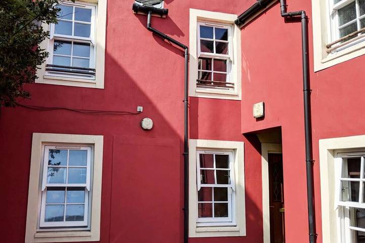 Ganze Wohnung, Puffin Apartment located on Tobermory High Street in Tobermory, Argyll & Bute