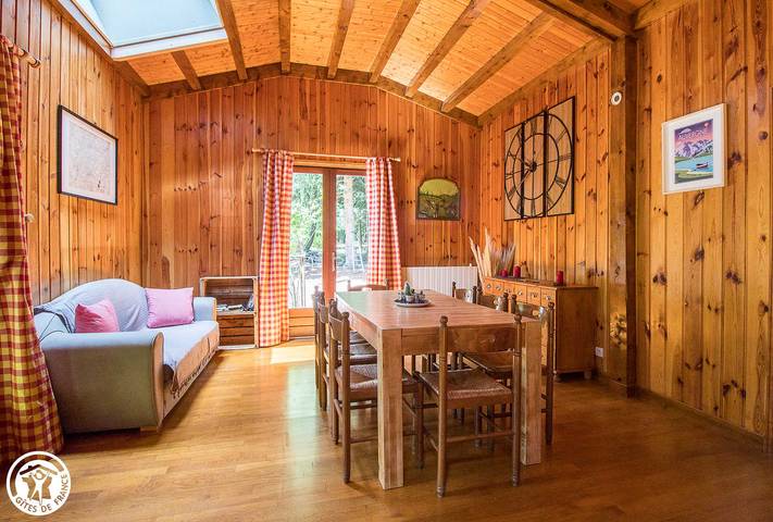 Gîte pour 6 personnes, avec jardin dans Lac d'Aydat - 4
