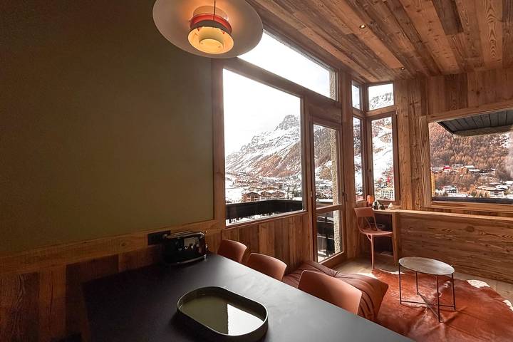 Gîte pour 4 personnes, avec balcon dans Office De Tourisme De Val D Isere - 3